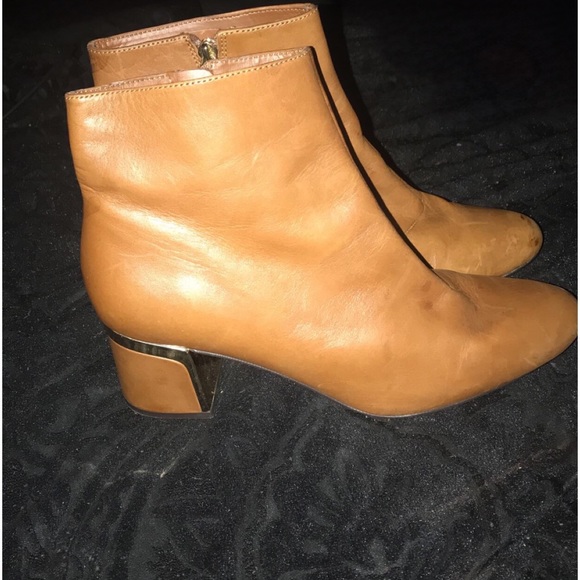 Dkny Crosbi Women's Booties Brown BNWOB - Picture 1 of 2